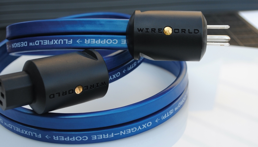 Эргономика и долговечность конструкции Wireworld Stratus 10 